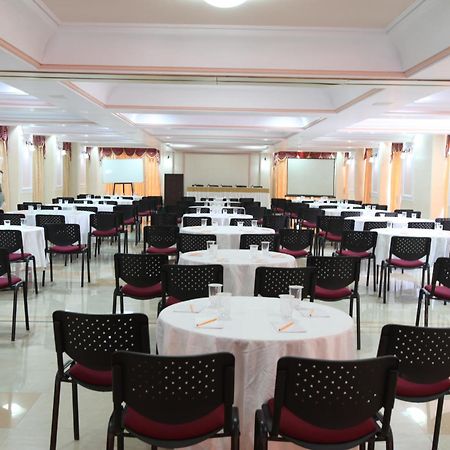Usha Ascot Hotel Matheran Kültér fotó