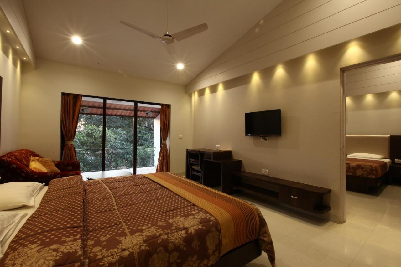 Usha Ascot Hotel Matheran Kültér fotó